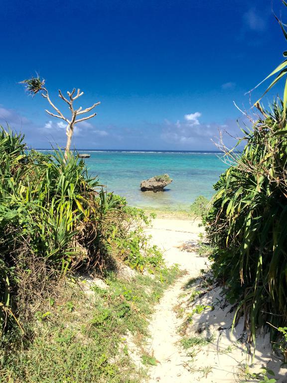 Joya Hotel Ishigaki  Exterior photo